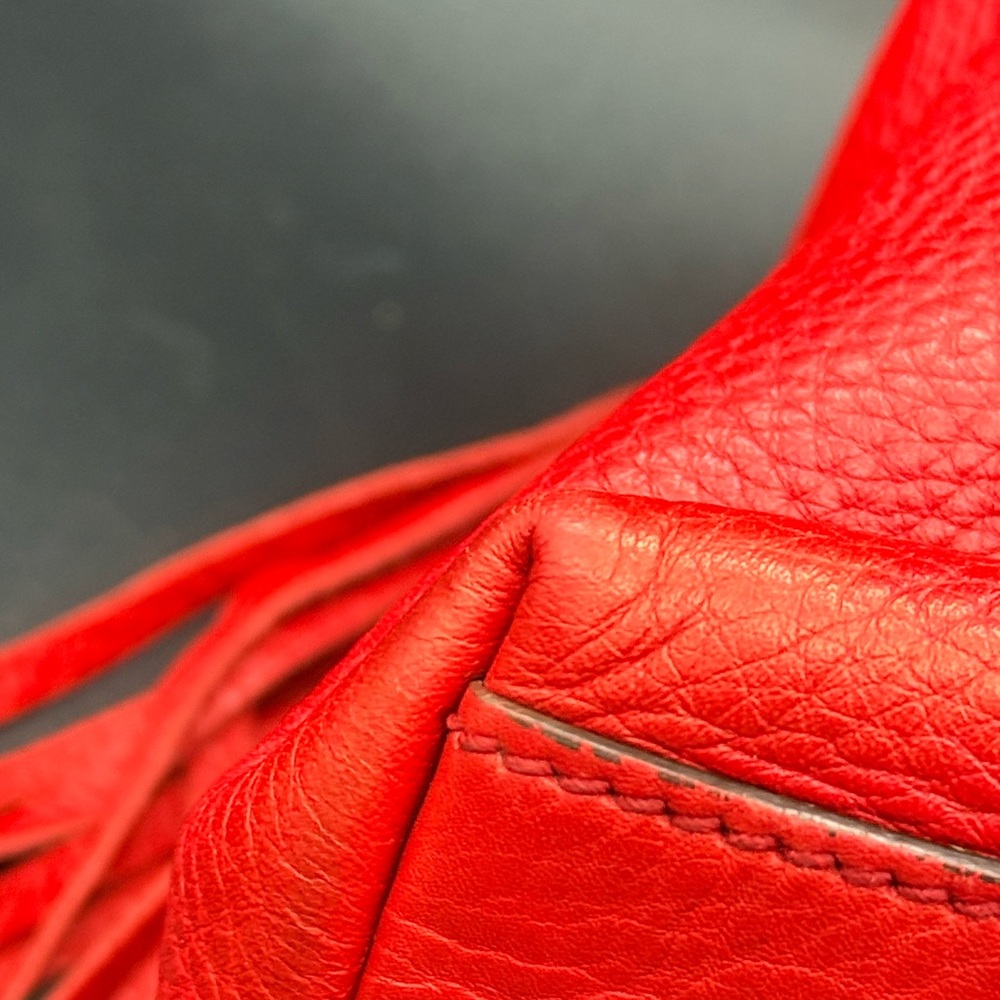 AUTHENTIC Gucci Soho Medium Chain Shoulder Bag - Red Pebbled Leather - Picture 7 of 16